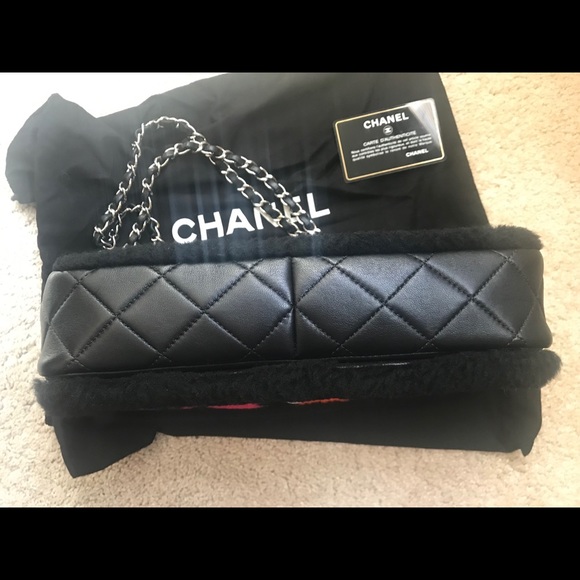 Rare CHANEL Runway Comic Shearling Flap Bag - Picture 3 of 6